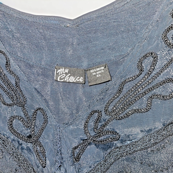 Embroidered Peasant Top - Picture 2 of 3